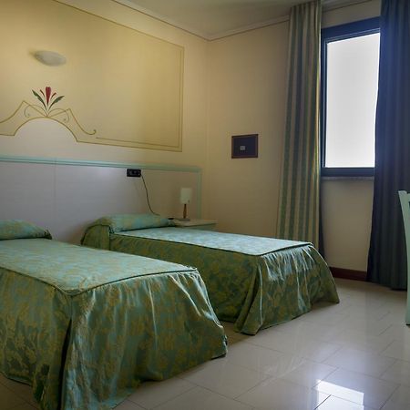 Eden Hotel Castel d'Ario Exterior photo